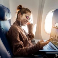 7 Kesalahan Saat Pesan Tiket Pesawat Online yang Harus Anda Hindari