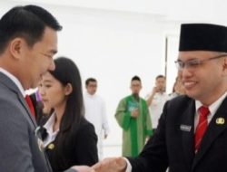 Bupati Kapuas Hulu Lantik dan Serahkan SK PNS Formasi 2024