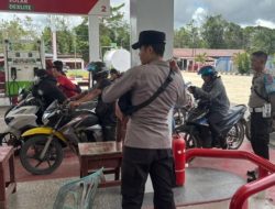 Polsek Boyan Tanjung Monitoring Pendistribusian BBM di SPBU,Aman dan Lancar Sudah Sesuai Prosedur