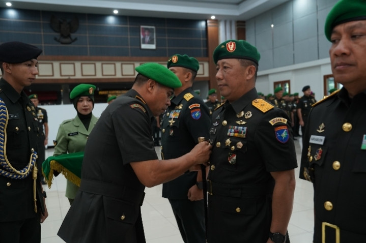 Pangdam XII/Tpr Pimpin Estafet Kepemimpinan: Brigjen TNI Bambang Sujarwo Resmi Menjabat Kasdam