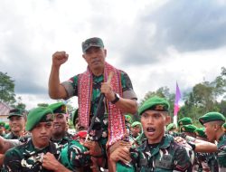 Kunjungan Kerja ke Wilayah Sanggau, Pangdam XII/Tpr Tekankan Pembinaan Satuan yang Humanis dan Bijak