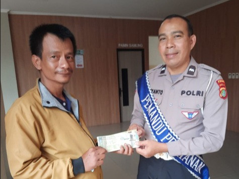 Samsat Cikokol Beri Kemudahan dan Pelayanan Memuaskan  Warga Ucapkan Terima Kasih