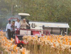 Di Hadapan Petani dan Polri, Prabowo Tegaskan Ketahanan Pangan Jadi Bukti Nyata Pengabdian Polri untuk Rakyat