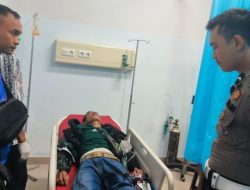Aksi Cepat Polisi dan Masyarakat Evakuasi Korban Kecelakaan di Melawi