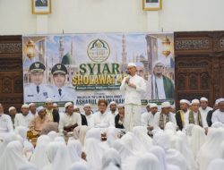 Wako Edi Ajak Warga Perkuat Silaturahmi Lewat Syiar Sholawat 40