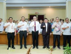 Sekda Kalbar Tekankan Transparansi dan Optimalisasi Media Sosial dalam Pelayanan Informasi Publik