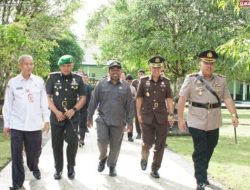 Wakil Ketua DPRD Kapuas Hulu Topan Ali Akbar Hadiri Sertijab dan Lepas Sambut Danyonif 644/Walet Sakti