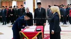 Abdul Malik Resmi Dilantik Sebagai Sekda Mempawah, Bupati Erlina Tekankan Penguatan Birokrasi dan Pelayanan Publik