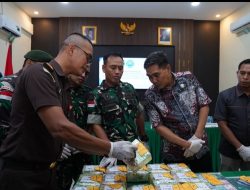 Gagalkan Peredaran Narkoba Skala Besar, Kodam XII/Tpr Amankan 21,4 Kg Sabu dan Serahkan WNA Malaysia ke BNNP Kalbar. 