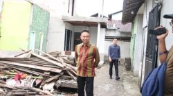 Pemkot Pontianak Bantu Bedah Rumah Rizky Tak Layak Huni