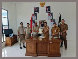 Kantor ATR / BPN Serahkan 15 Sertifikat Hak Pakai kepada Pemerintah Kabupaten Kapuas Hulu
