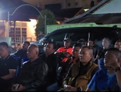 Warga Benua Melayu Darat Tegang Saat Nobar Timnas Group B Rebut Tiket 32 Besar Bersama Kodim Pontianak  