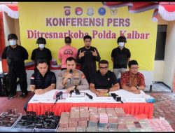 Kembali Ungkap Jaringan Narkoba : Polda Kalbar Sita 4,3 Kg Sabu dan Uang Tunai 3,8 M