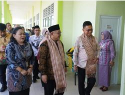 Edi Dampingi Menteri Dikdasmen Resmikan 27 Gedung Sekolah di Pontianak