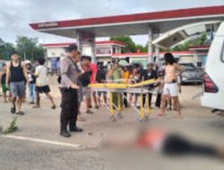 Laka Lantas Depan SPBU di Jalan Raya Bodok–Sanggau, Polsek Parindu Amankan TKP dan Evakuasi Korban