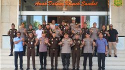 Kajati Kalbar Terima Kunjungan Silaturahmi Kapolda Kalbar Perkuat Sinergi Penegakan Hukum