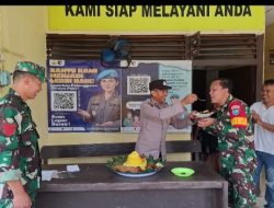 Koramil 13/Ella Hilir Berikan Kejutan Hari Bhayangkara ke-80 kepada Polsek Ella Hilir