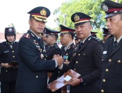 Kasatresnarkoba Polresta Pontianak Terima Penghargaan pada Hari Bhayangkara ke-80