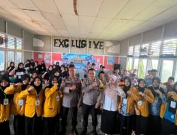 Polsek Nanga Pinoh Berikan Penyuluhan Tertib Berlalu Lintas dan Bahaya Narkoba kepada Pelajar SMP Muhammadiyah
