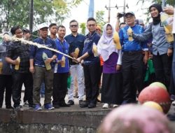 Eco Enzyme Terbukti Tingkatkan Kualitas Air Parit, Wako Ajak Pelajar Peduli Lingkungan
