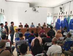 Tolak KKPR PT KCL, Ratusan Warga Desa Limbongan Serahkan Berkas Penolakan ke Pemkab Belitung Timur