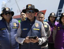 12 Truk Bantuan Polda Jateng Tiba di Labuan Bajo, Siap Disalurkan untuk Warga Terdampak Gempa NTT