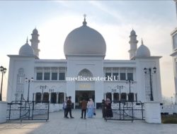 Bertanding di Masjid Terapung Oesman Al-Khair, Kafilah MTQ Sekaligus Nikmati Ikon Wisata Religi Kayong Utara