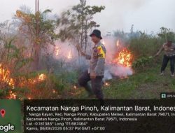 Polsek Nanga Pinoh Laksanakan Ground Check Titik Api dan Upaya Pemadaman Karhutla di Desa Nanga Kayan