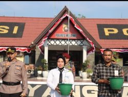 Rayakan Ulang Tahun Personel Dengan Cara Berbeda, Kapolres Melawi Dorong Budaya Peduli Lingkungan