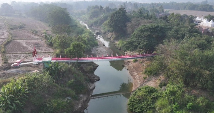 Dari Jembatan Hingga Air Bersih, Asa Baru Warga di Penjuru Negeri