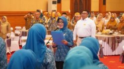 Ketua TP PKK Pontianak Yanieta Kamtono Ajak Pengurus Hadir di Tengah Masyarakat