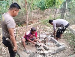 Cegah Karhutla, Polsek Sokan Bersama Desa Nanga Potai Bangun Sumur Bor