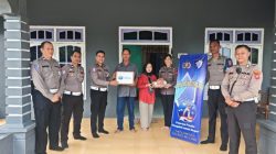 HUT Lantas ke-71, Satlantas Polres Melawi Anjangsana dan Berikan Sembako kepada Purnawirawan