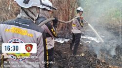 Satgas Aman Nusa II Padamkan Karhutla Seluas 1 Hektare di Kubu Raya