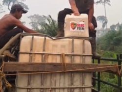 Penanganan Karhutla Di Nanga Tayap, Polres Ketapang Gunakan X-FIRE untuk Padamkan Api