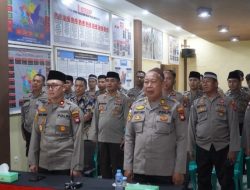 Polres Kapuas Hulu Ikuti Ngaji Kebangsaan Bersama Kapolri dan Gus Baha Secara Daring