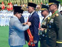 Menhan Hadiri HUT ke-81 TNI, Terima Bintang Mahaputera Adipurna