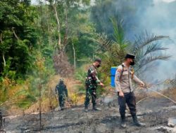 Gerak Cepat Polres Melawi Tangani Karhutla, Personel Tempuh Akses Sulit Demi Padamkan Api