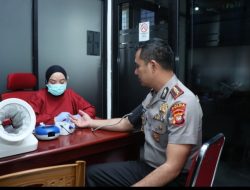 Hari Jadi ke-75 Humas Polri, Bidhumas Polda Kalbar Ajak Personel Berbagi Lewat Donor Darah