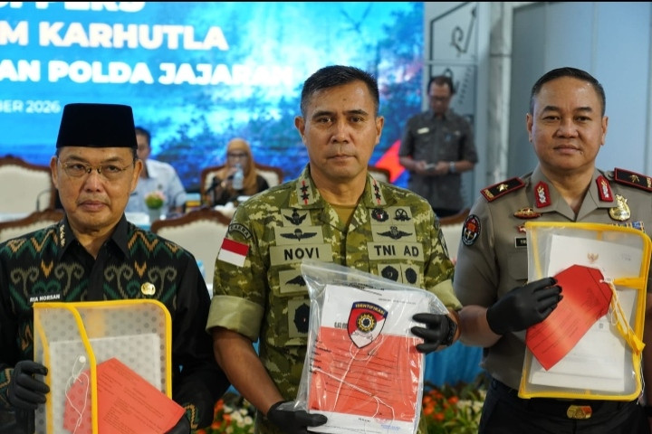 Pangdam XII/Tpr Hadiri Press Release Penegakan Hukum Karhutla Oleh Bareskrim Polri