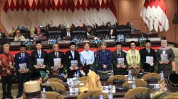 Gubernur Ria Norsan Hadiri Sidang Paripurna Luar Biasa DPD RI Perkuat Senergi Perjuangkan Aspirasi Daerah